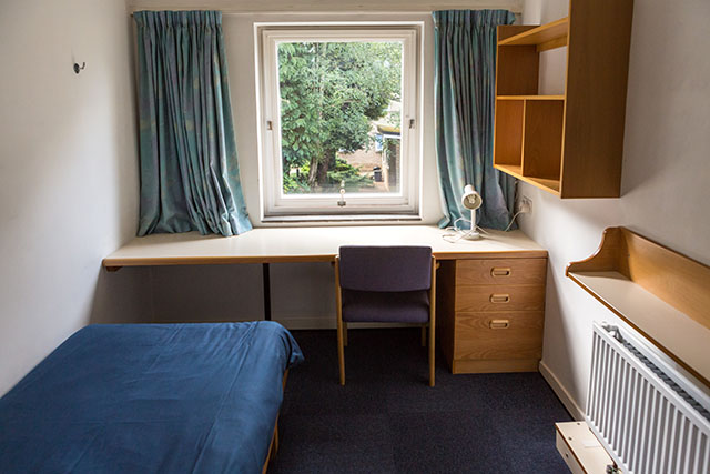 student-standard-rooms-london